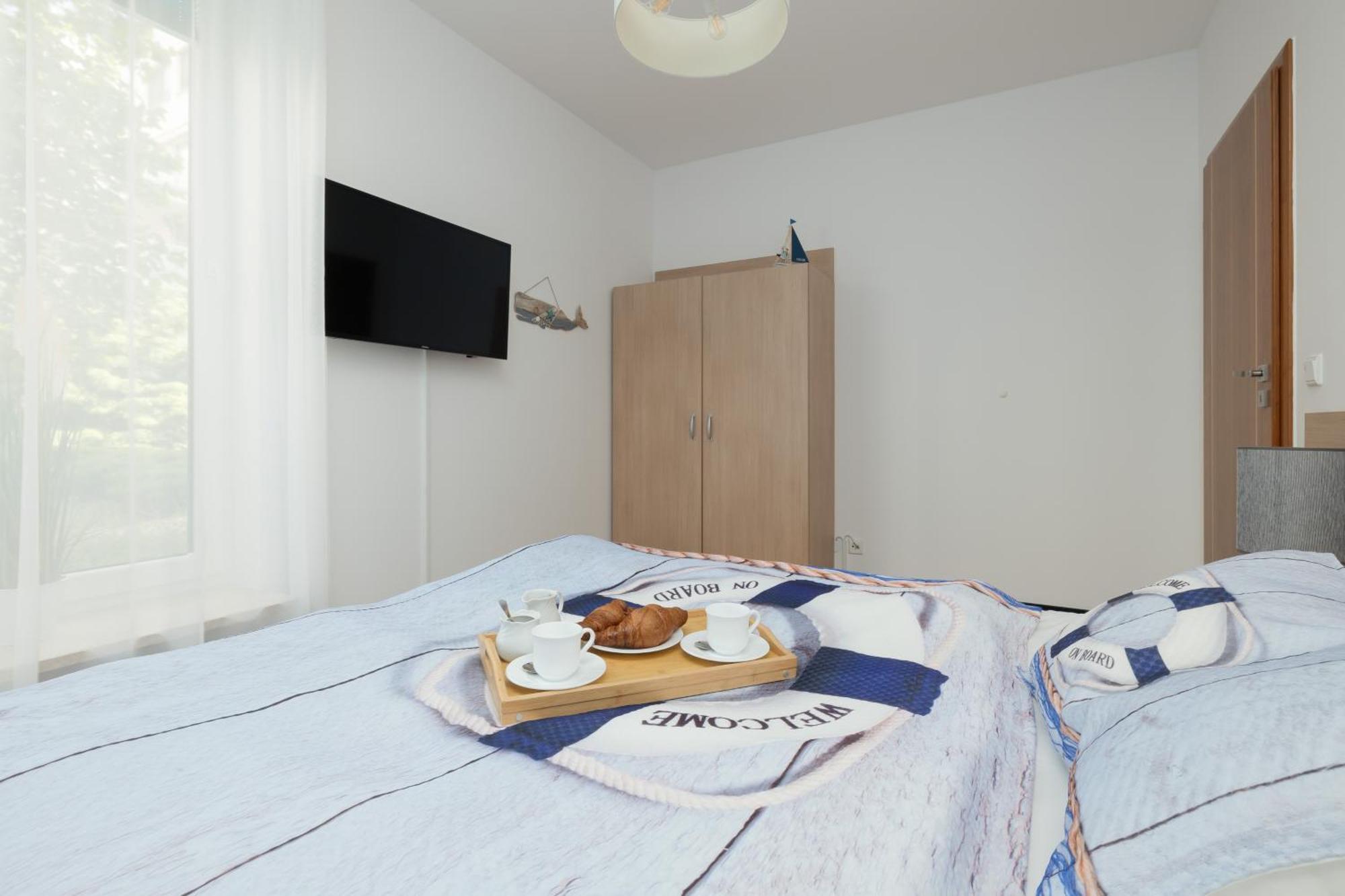 Aquamarina Apartment With Terrace - Close To The Beach - By Renters เมียนซิดดรอแย ภายนอก รูปภาพ